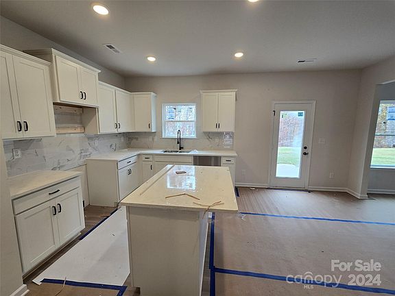 5th image of 8124 Jonagold Ln