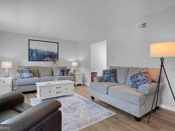 4th image of 16 Butlers Ln