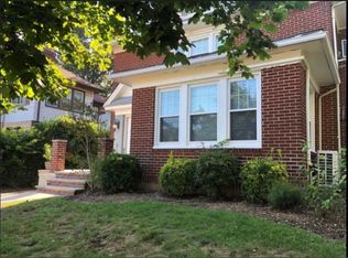 795 Hampton Rd, Woodmere, NY 11598