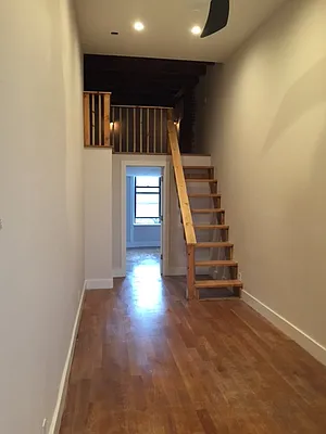 Rented by G2 Realty Group LLC | media 12