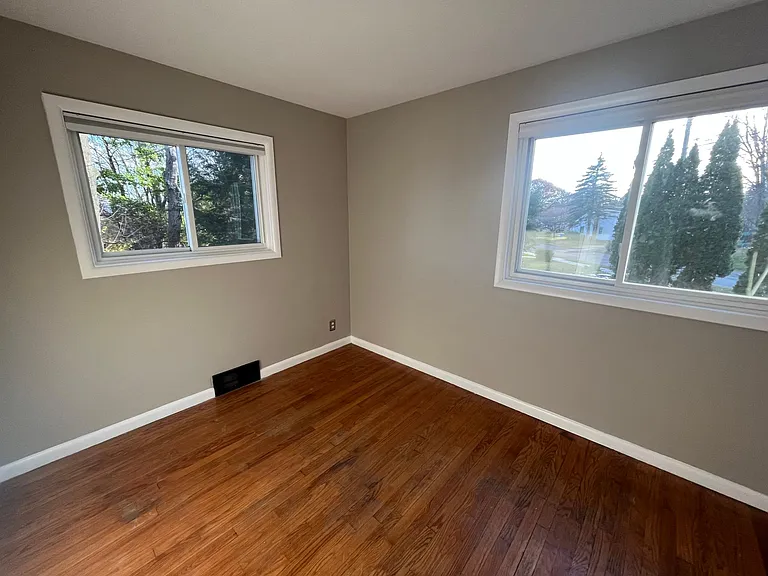 36 Rivermount Ter #A — Photo 30