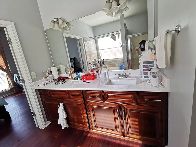 1913 Executive Dr — Photo 25