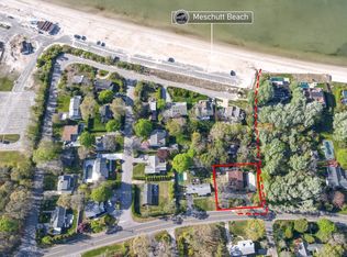 28 Old North Hwy, Hampton Bays, NY 11946