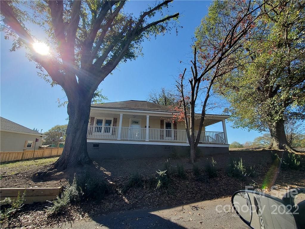 15 1st St, Cramerton, NC 28032 Zillow