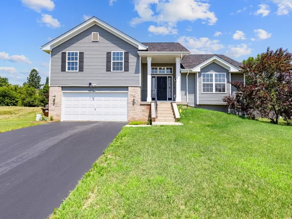 1198 Ronald Rd, Machesney Park, IL 61115