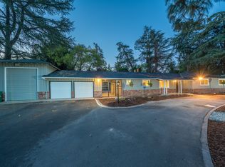 5670 E Waverly Ln, Fresno, CA 93727