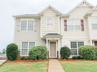 2125 Cobblestone Dr, Opelika, AL 36804