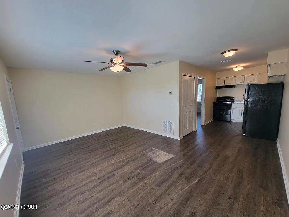 1 bed, 775 sqft, $1,000 — Photo 3