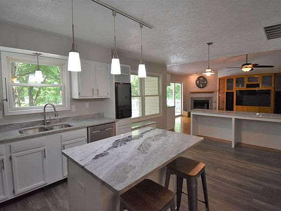 4th image of 2522 E Sandberg Ct