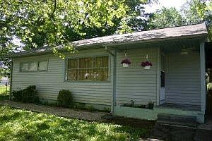 1st image of 2413 Bradley St