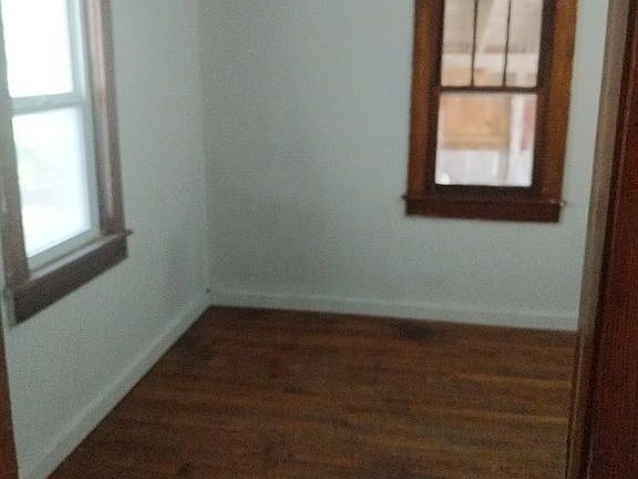 4th image of 804 N Henderson St