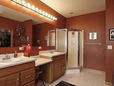 Master bath shower