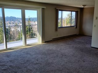 93575 Lookout Ln Space 10, Coos Bay, OR 97420