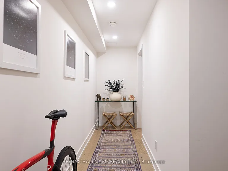 18 Foxley St — Photo 35