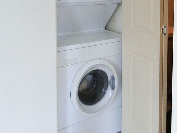 3rd image of 170 Commodore Cir E #B