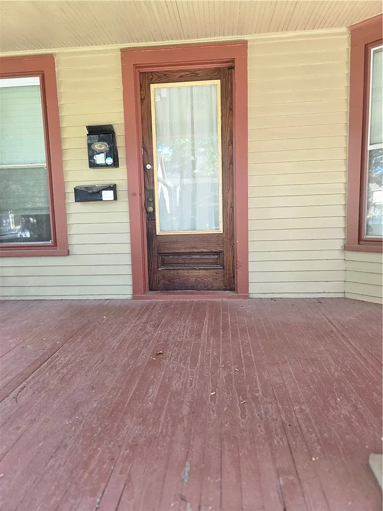 2 bed, 1.0 bath, 1152 sqft, $1,650 — Photo 3