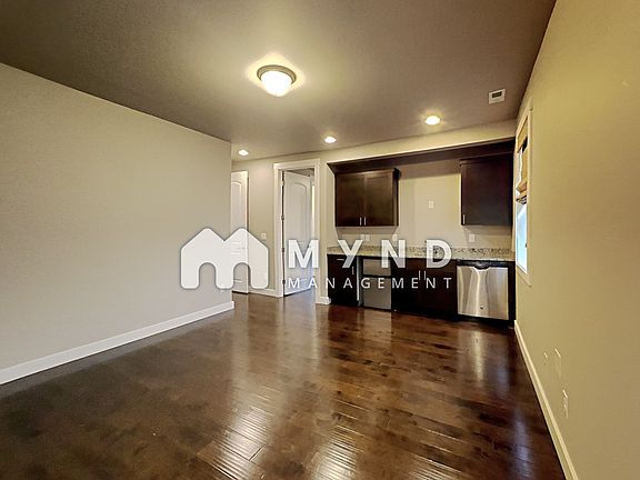 3rd image of 16027 81st Ave E