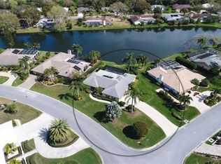 5698 Country Lakes Dr, Sarasota, FL 34243