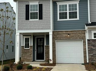 1015 Grays Mill Rd, Charlotte, NC 28215