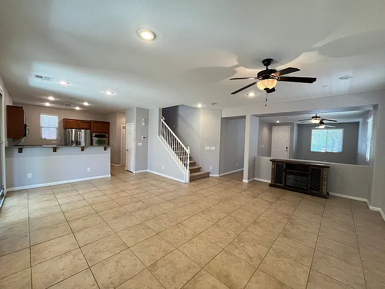 5547 Fairmeade Way — Photo 4