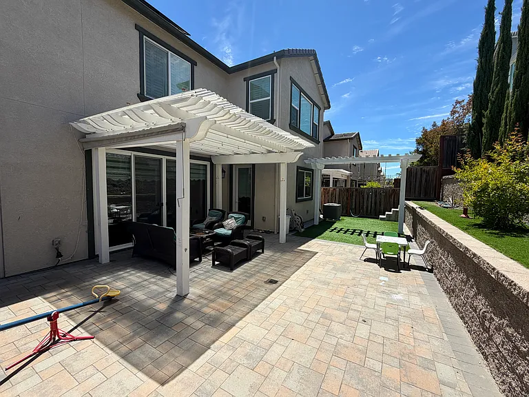 321 Paradiso Ct — Photo 10
