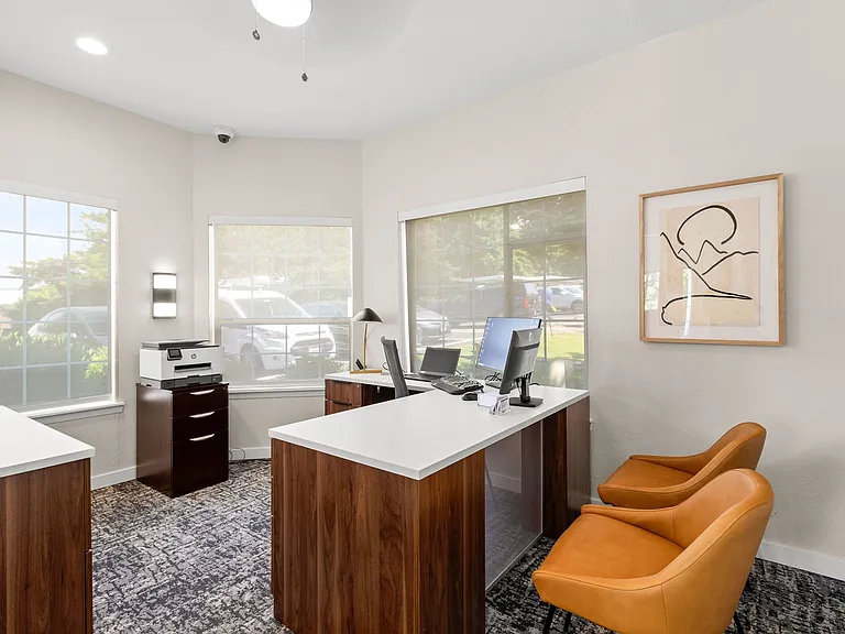 Avana West Hill — Photo 42
