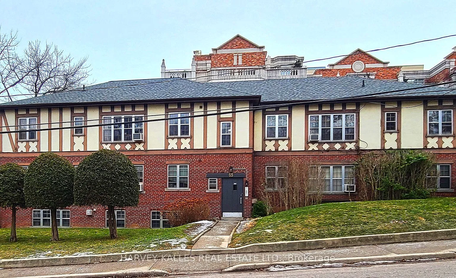2 bed, $3,595 — Photo 1