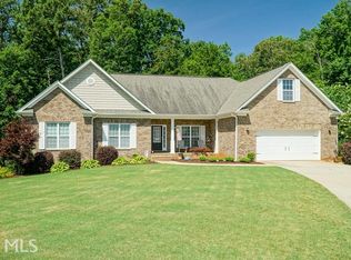 1516 Smithfield Dr, McDonough, GA 30252