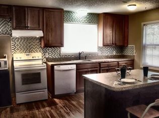 1300 Black Rd, Darien, GA 31305