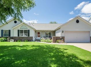 7709 Princeton Dr NE, Cedar Rapids, IA 52402