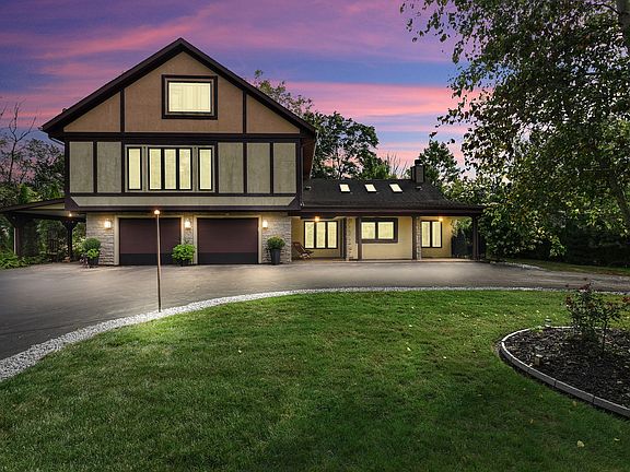 2nd image of 11 Cherrywood Ln