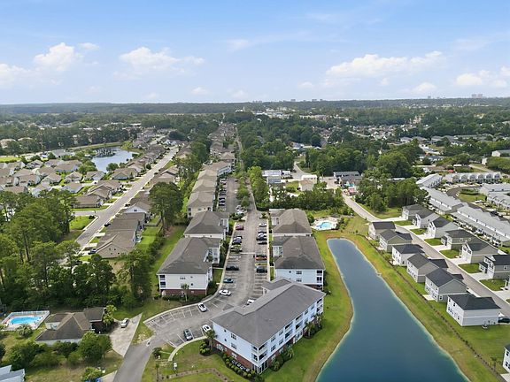2nd image of 4139 Hibiscus Dr. #201