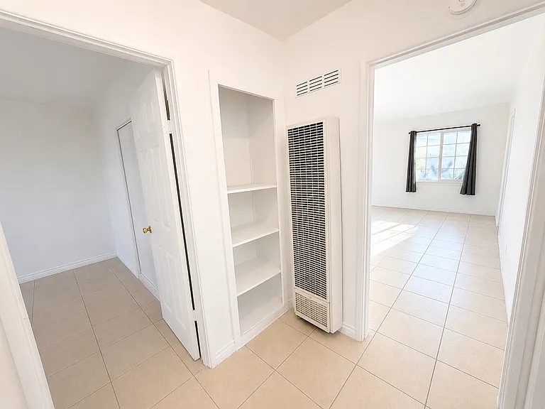 27188 Messina St — Photo 11