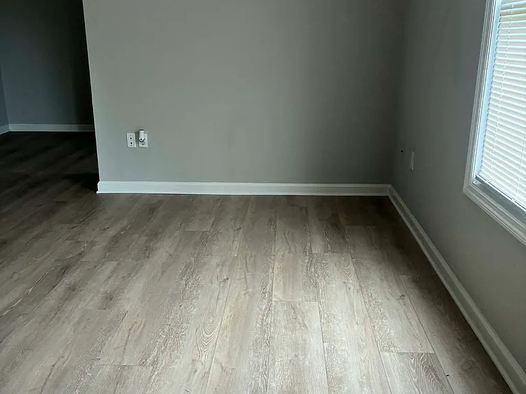 233 Churchill Dr #2 — Photo 4