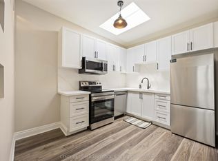 526 Bloor St W #2, Toronto, ON M5S 1Y3