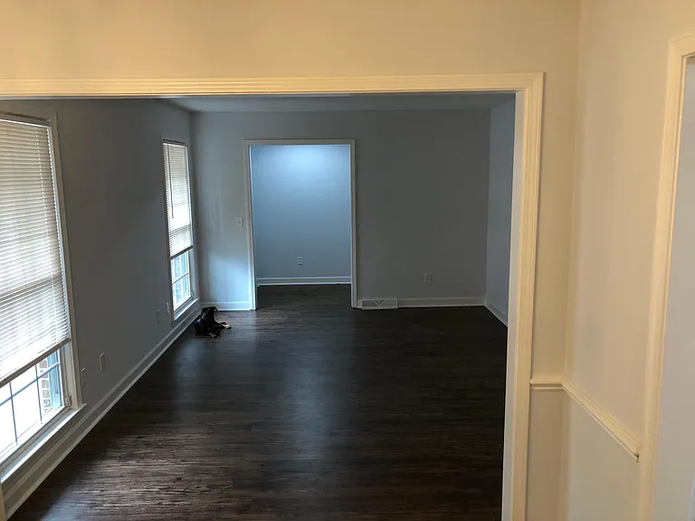310 W Blackbeard Rd — Photo 5