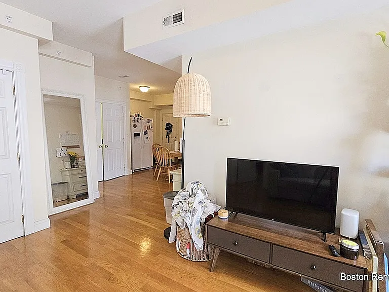 245 Walden St #2 — Photo 4