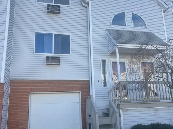 925 Oronoke Road #13E, Waterbury, CT 06708