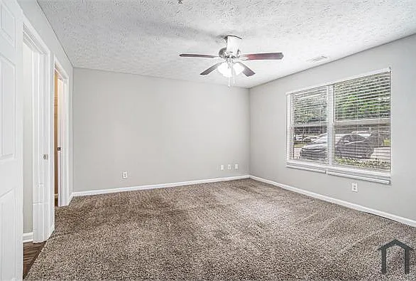 7104 Par Four Way — Photo 19