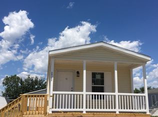 26343 Algonquin Ct, Flat Rock, MI