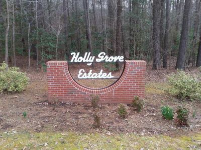 15 Lakeview Dr, Bracey, VA, 23919