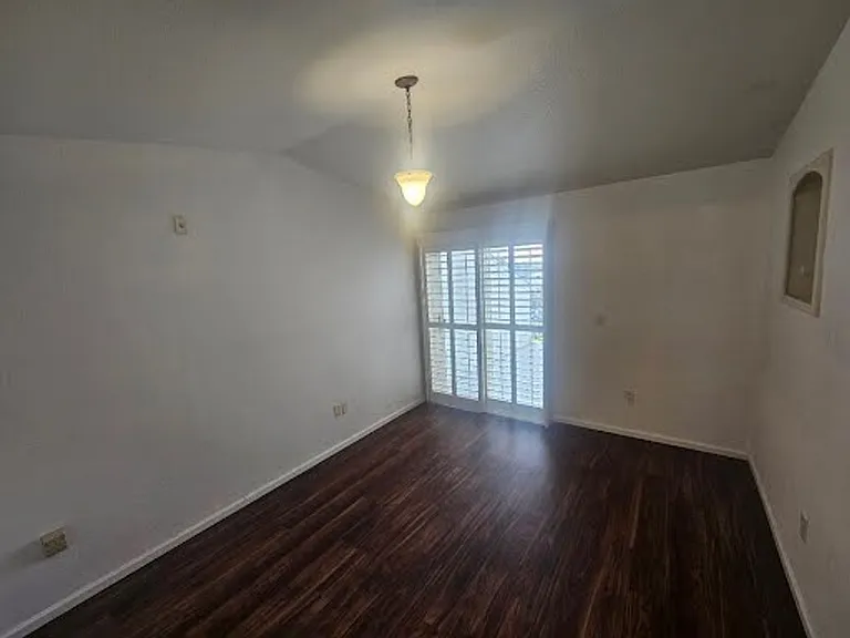 1662 S Deframe St #C7 — Photo 10