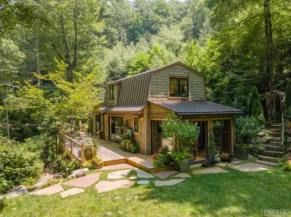 181 Blindside Lane, Cashiers, NC 28717