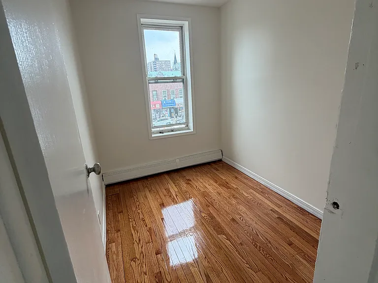 160-09 Hillside Ave #3 — Photo 3