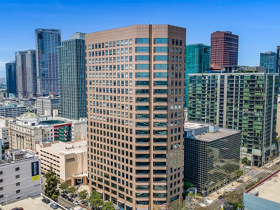 801 S Grand Ave #1710