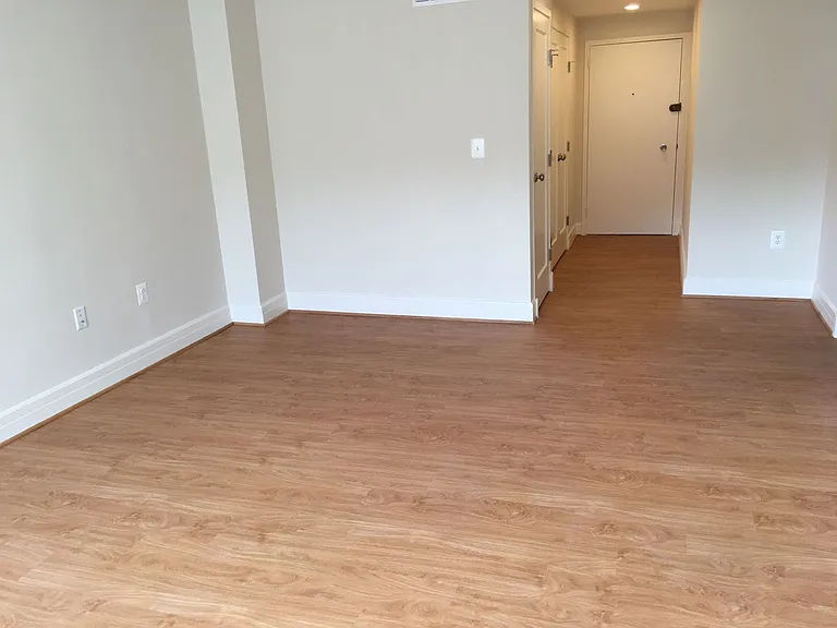 1255 New Hampshire Ave NW — Photo 126