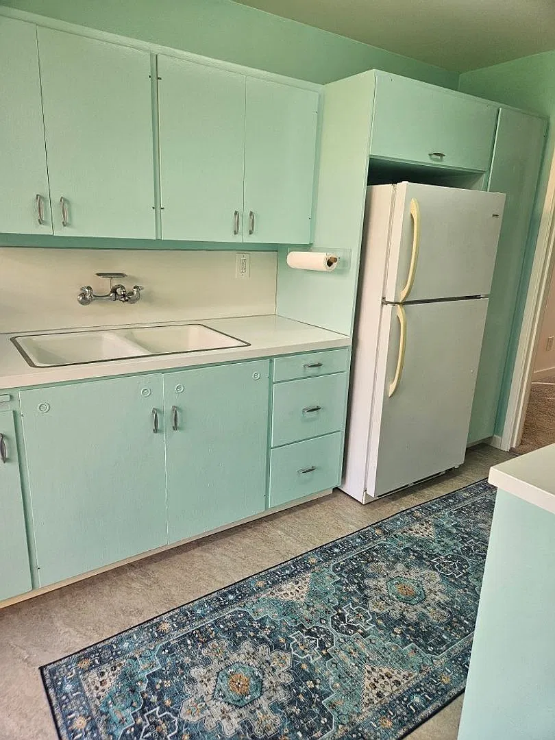 Charming 3bed/1bath Home in Fall City with Landscaping Services Included!! — Photo 3