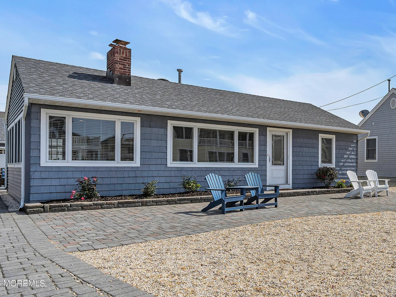 3 bed, 1.5 bath, 1274 sqft, $5,300 — Photo 3