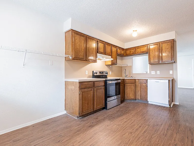 323 W William Cannon Dr #B — Photo 10