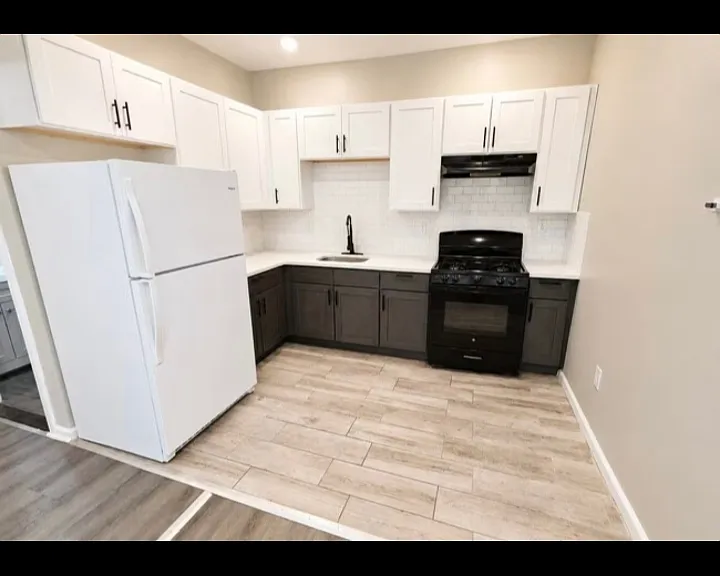 220 N 5th St #2L — Photo 1